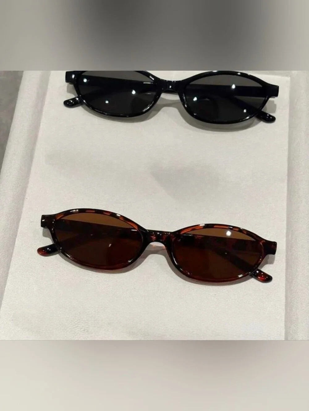 Classic Oval Sunglasses - Black & Tortoiseshell